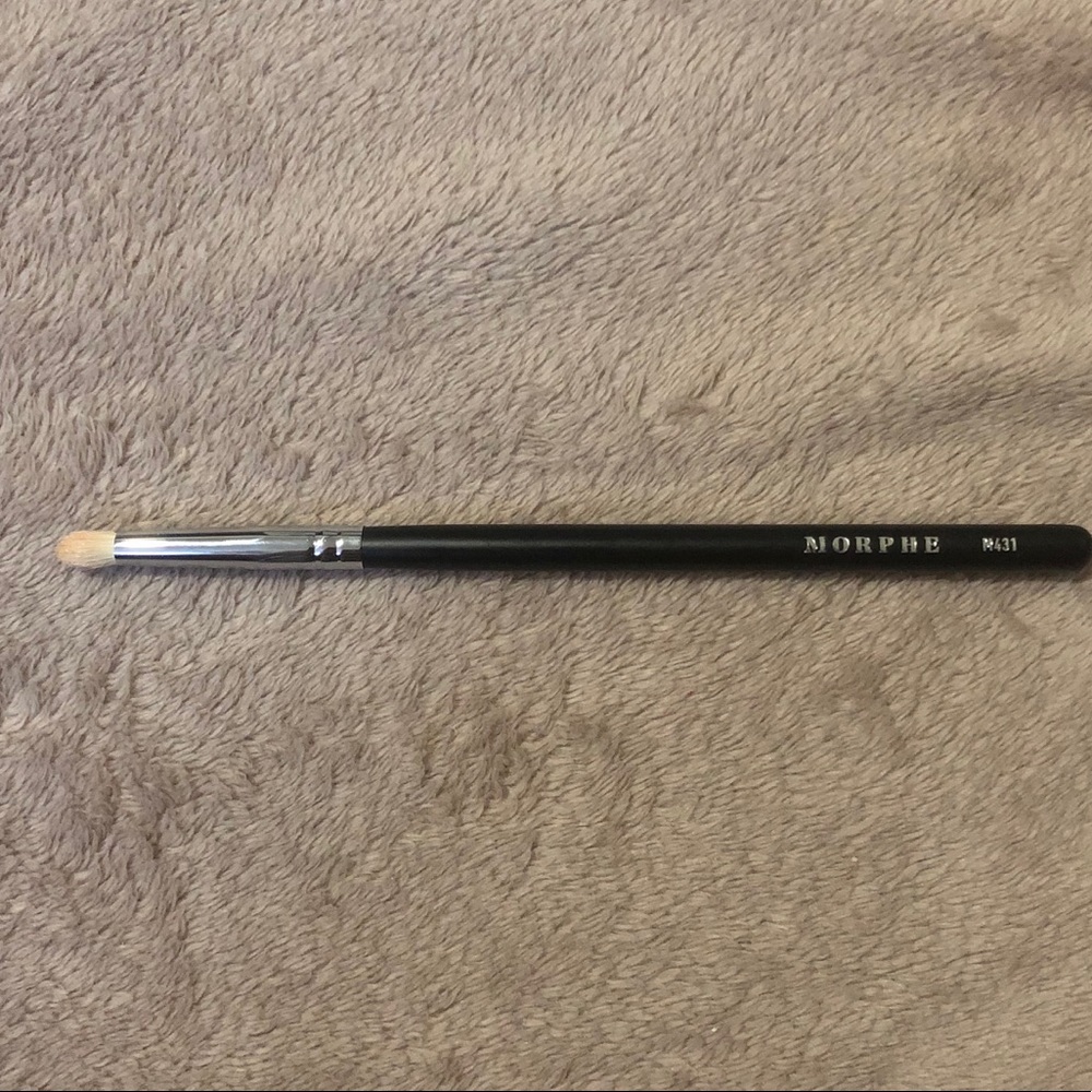 Morphe M431 Precision Pencil Crease Brush